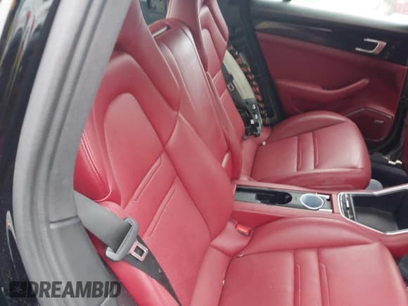 ✅ 2019 Porsche Panamera 4S • VIN: WP0AB2A72KL128294 • Лот: 43562939. Опубликован ранее на IAAI с пробегом 57 958 миль. Бесплатный доступ к архиву аукционных продаж из США и подробный отчёт об истории автомобиля на DreamBid. Изображение 8.