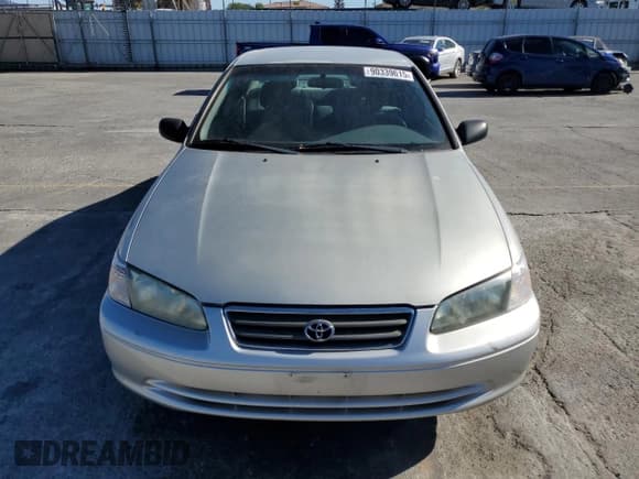 ✅ 2001 Toyota Camry CE • VIN: 4T1BG22K81U068986 • Lot: 90339615. Wystawiony na Copart z przebiegiem 153 181 mil. Bezpłatny archiwum sprzedaży aukcyjnych z USA i szczegółowy raport historii pojazdu na DreamBid. Zdjęcie 5.