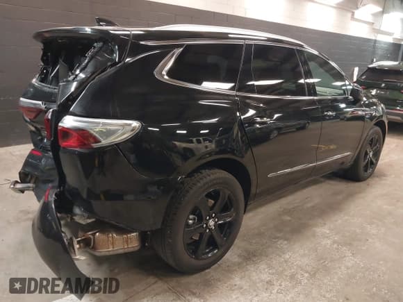 ✅ 2024 Buick Enclave Essence • VIN: 5GAEVAKW2RJ107364 • Лот: 41992618. Опубликован ранее на IAAI с пробегом 12 444 миль. Бесплатный доступ к архиву аукционных продаж из США и подробный отчёт об истории автомобиля на DreamBid. Изображение 4.