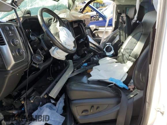 ✅ 2019 Chevrolet Silverado 2500HD LTZ • VIN: 1GC1KTEY3KF163336 • Лот: 90332645. Опубликован ранее на Copart с пробегом Не указан. Бесплатный доступ к архиву аукционных продаж из США и подробный отчёт об истории автомобиля на DreamBid. Изображение 7.