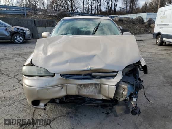 2001 Chevrolet Malibu LS with VIN 1G1NE52J516119440, listed as a Copart auction lot 88232735 with Not provided miles and Salvage title. Bid and sale history available at DreamBid. Image 5.