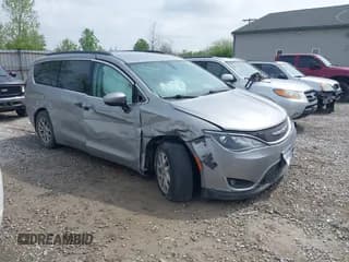 ✅ 2017 Chrysler Pacifica Touring L • VIN: 2C4RC1BG1HR753052 • Лот: 42102687. Опубликован ранее на IAAI с пробегом 121 639 миль. Бесплатный доступ к архиву аукционных продаж из США и подробный отчёт об истории автомобиля на DreamBid. Изображение 1.