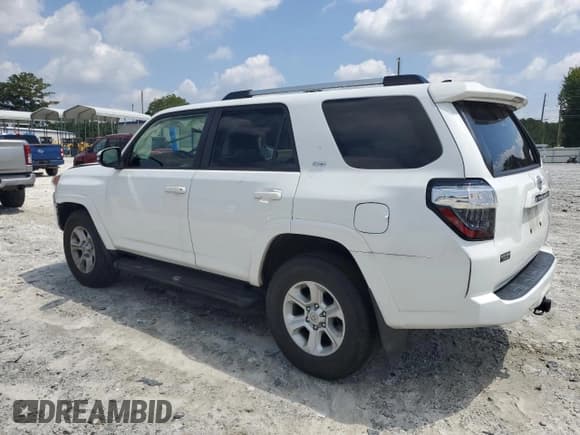 ✅ 2021 Toyota 4Runner SR5 Premium • VIN: JTEFU5JR7M5241454 • Lot: 69446765. Listed on Copart with 23,443 mi. Free auction sales archive from the USA and detailed vehicle history report at DreamBid. Image 2.