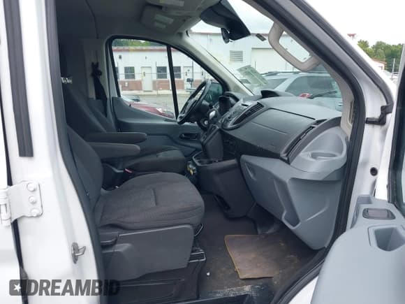 ✅ 2016 Ford Transit XL • VIN: 1FBZX2ZM6GKB11191 • Lot: 43018554. Wystawiony na IAAI z przebiegiem 162 192 mil. Bezpłatny archiwum sprzedaży aukcyjnych z USA i szczegółowy raport historii pojazdu na DreamBid. Zdjęcie 5.