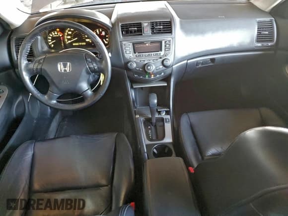 ✅ 2006 Honda Accord EX-L • VIN: 1HGCM66596A026690 • Lot: 94833205. Wystawiony na Copart z przebiegiem 209 362 mil. Bezpłatny archiwum sprzedaży aukcyjnych z USA i szczegółowy raport historii pojazdu na DreamBid. Zdjęcie 8.