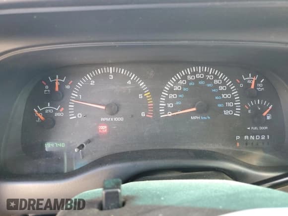 ✅ 2000 Dodge Durango • VIN: 1B4HR28Z3YF297245 • Лот: 89895035. Опубликован ранее на Copart с пробегом 194 740 миль. Бесплатный доступ к архиву аукционных продаж из США и подробный отчёт об истории автомобиля на DreamBid. Изображение 9.