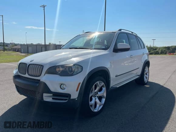 ✅ 2007 BMW X5 4.8i • VIN: 5UXFE83567LZ43602 • Lot: 85303395. Listed on Copart with 96,907 mi. Free auction sales archive from the USA and detailed vehicle history report at DreamBid. Image 2.