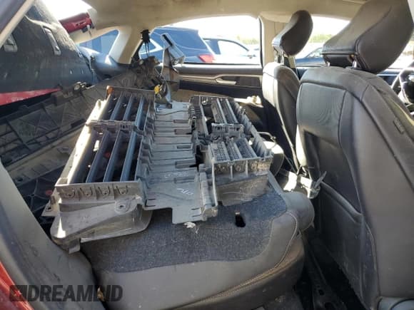 ✅ 2020 Ford Fusion SE • VIN: 3FA6P0HDXLR114207 • Lot: 71450755. Wystawiony na Copart z przebiegiem Nie podano. Bezpłatny archiwum sprzedaży aukcyjnych z USA i szczegółowy raport historii pojazdu na DreamBid. Zdjęcie 10.