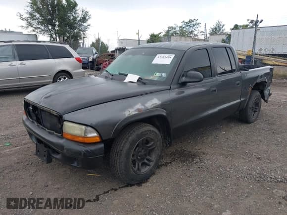 ✅ 2004 Dodge Dakota Sport • VIN: 1D7HL38K34S757492 • Lot: 43385454. Wystawiony na IAAI z przebiegiem Nie podano. Bezpłatny archiwum sprzedaży aukcyjnych z USA i szczegółowy raport historii pojazdu na DreamBid. Zdjęcie 2.