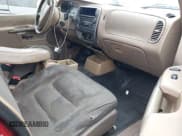 ✅ 2001 Ford Explorer Sport Trac • VIN: 1FMZU77E61UA87382 • Lot: 42461697. Wystawiony na IAAI z przebiegiem 386 659 mil. Bezpłatny archiwum sprzedaży aukcyjnych z USA i szczegółowy raport historii pojazdu na DreamBid. Zdjęcie 5.