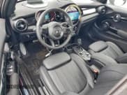 ✅ 2024 MINI Convertible John Cooper Works • VIN: WMW63DL02R3S02772 • Лот: 93323275. Опубликован ранее на Copart с пробегом 1 530 миль. Бесплатный доступ к архиву аукционных продаж из США и подробный отчёт об истории автомобиля на DreamBid. Изображение 8.