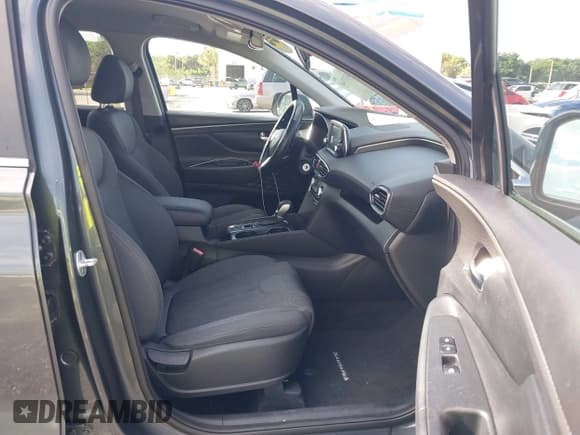 ✅ 2019 Hyundai Santa Fe SE • VIN: 5NMS23AD1KH044131 • Lot: 43237640. Wystawiony na IAAI z przebiegiem 105 619 mil. Bezpłatny archiwum sprzedaży aukcyjnych z USA i szczegółowy raport historii pojazdu na DreamBid. Zdjęcie 5.