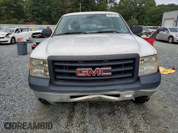 ✅ 2011 GMC Sierra 1500 Work Truck • VIN: 1GTN1TEA8BZ333325 • Лот: 82067595. Опубликован ранее на Copart с пробегом 273 859 миль. Бесплатный доступ к архиву аукционных продаж из США и подробный отчёт об истории автомобиля на DreamBid. Изображение 5.