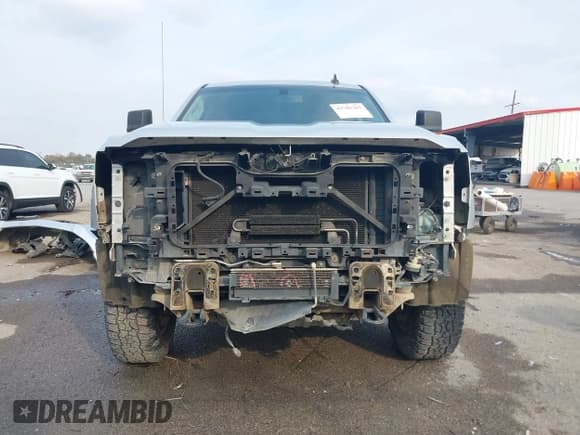 ✅ 2015 Chevrolet Silverado 2500HD LT • VIN: 1GC1KVEG2FF617973 • Лот: 43701265. Опубликован ранее на IAAI с пробегом 241 513 миль. Бесплатный доступ к архиву аукционных продаж из США и подробный отчёт об истории автомобиля на DreamBid. Изображение 6.