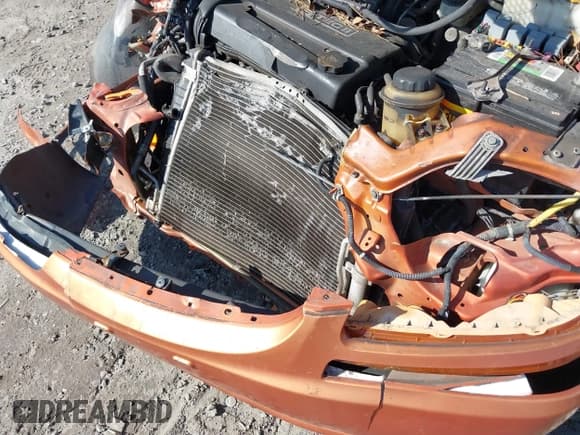 ✅ 2006 Chevrolet Aveo LS • VIN: KL1TD66686B579145 • Lot: 41480923. Wystawiony na IAAI z przebiegiem 206 024 mil. Bezpłatny archiwum sprzedaży aukcyjnych z USA i szczegółowy raport historii pojazdu na DreamBid. Zdjęcie 6.