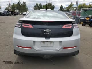 ✅ 2012 Chevrolet Volt • VIN: 1G1RA6E46CU113749 • Lot: 72054904. Wystawiony na Copart z przebiegiem 108 261 mil. Bezpłatny archiwum sprzedaży aukcyjnych z USA i szczegółowy raport historii pojazdu na DreamBid. Zdjęcie 6.