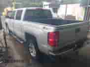 2018 Chevrolet Silverado 1500 LT z VIN 3GCUKREC2JG525366, wystawiony jako IAAI lot #43019515 z przebiegiem 166 139 mil mil oraz . Historia ofert i sprzedaży dostępna na DreamBid. Obrazek 3.