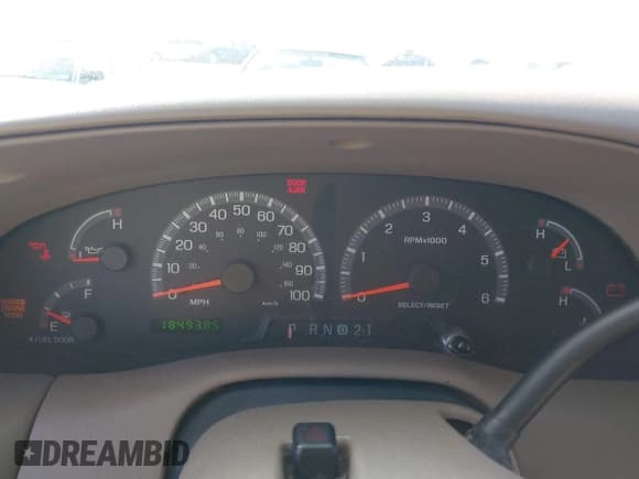 ✅ 2002 Ford F-150 XLT • VIN: 1FTRW07642KD38282 • Lot: 43599357. Listed on IAAI with 184,938 mi. Free auction sales archive from the USA and detailed vehicle history report at DreamBid. Image 7.