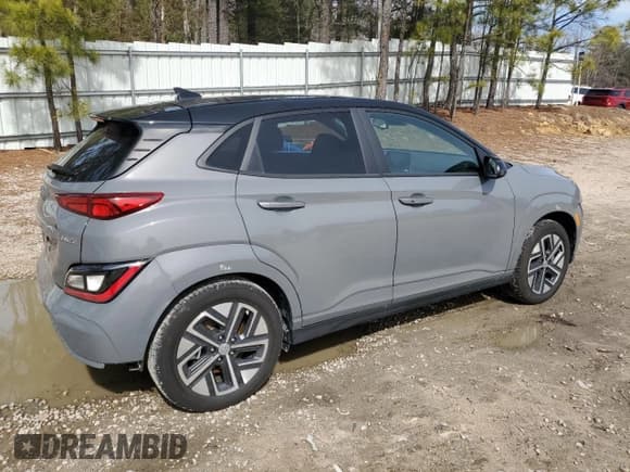 ✅ 2023 Hyundai Kona SE • VIN: KM8K23AG0PU165609 • Лот: 43456264. Опубликован ранее на Copart с пробегом 8 535 миль. Бесплатный доступ к архиву аукционных продаж из США и подробный отчёт об истории автомобиля на DreamBid. Изображение 3.