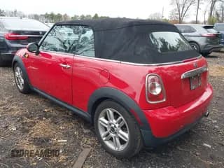 ✅ 2015 MINI Convertible • VIN: WMWZN3C57FT862959 • Lot: 43669520. Wystawiony na IAAI z przebiegiem 84 118 mil. Bezpłatny archiwum sprzedaży aukcyjnych z USA i szczegółowy raport historii pojazdu na DreamBid. Zdjęcie 3.