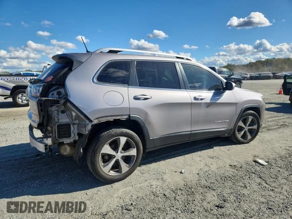 ✅ 2019 Jeep Cherokee Limited • VIN: 1C4PJLDB6KD357025 • Lot: 85932255. Listed on Copart with 157,346 mi. Free auction sales archive from the USA and detailed vehicle history report at DreamBid. Image 3.