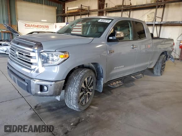 ✅ 2021 Toyota Tundra Limited • VIN: 5TFBY5F1XMX005072 • Lot: 90303215. Wystawiony na Copart z przebiegiem 46 460 mil. Bezpłatny archiwum sprzedaży aukcyjnych z USA i szczegółowy raport historii pojazdu na DreamBid. Zdjęcie 1.