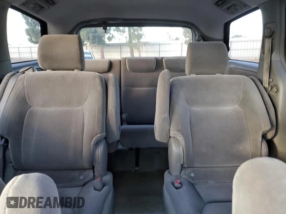 ✅ 2006 Toyota Sienna LE • VIN: 5TDZA23C46S416323 • Лот: 82424455. Опубликован ранее на Copart с пробегом Не указан. Бесплатный доступ к архиву аукционных продаж из США и подробный отчёт об истории автомобиля на DreamBid. Изображение 10.