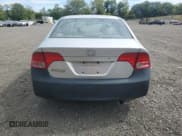 ✅ 2007 Honda Civic LX • VIN: 1HGFA16597L043701 • Лот: 81075755. Опубликован ранее на Copart с пробегом 166 153 миль. Бесплатный доступ к архиву аукционных продаж из США и подробный отчёт об истории автомобиля на DreamBid. Изображение 6.