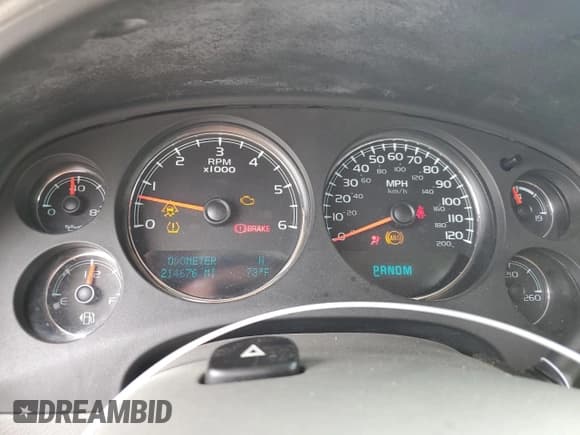 ✅ 2011 Chevrolet Suburban LTZ • VIN: 1GNSKKE30BR195010 • Лот: 64579845. Опубликован ранее на Copart с пробегом 214 676 миль. Бесплатный доступ к архиву аукционных продаж из США и подробный отчёт об истории автомобиля на DreamBid. Изображение 9.