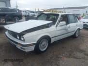 ✅ 1991 BMW 3 Series • VIN: WBAAJ9311MEJ04352 • Lot: 42342197. Listed on IAAI with 151,339 mi. Free auction sales archive from the USA and detailed vehicle history report at DreamBid. Image 2.