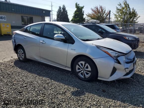 ✅ 2016 Toyota Prius Four • VIN: JTDKARFU7G3025085 • Лот: 80996315. Опубликован ранее на Copart с пробегом 63 455 миль. Бесплатный доступ к архиву аукционных продаж из США и подробный отчёт об истории автомобиля на DreamBid. Изображение 4.