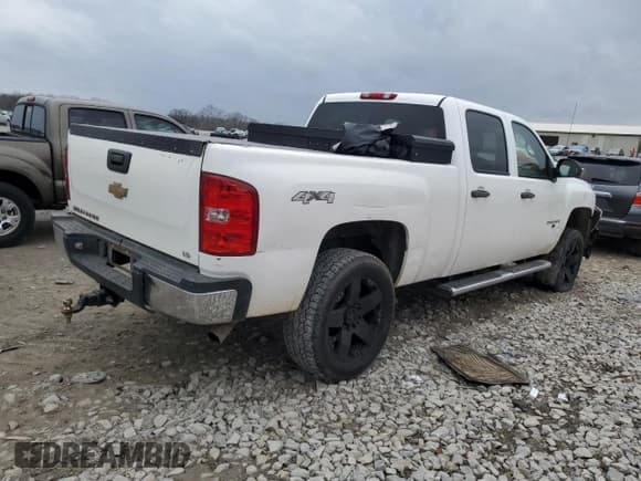 ✅ 2008 Chevrolet Silverado 2500HD Work Truck • VIN: 1GCHK23K18F175453 • Lot: 44219344. Wystawiony na Copart z przebiegiem Nie podano. Bezpłatny archiwum sprzedaży aukcyjnych z USA i szczegółowy raport historii pojazdu na DreamBid. Zdjęcie 3.