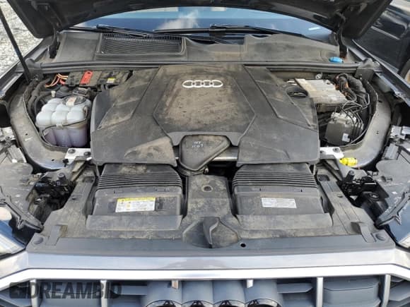 ✅ 2021 Audi Q7 Prestige • VIN: WA1VXAF70MD014792 • Lot: 82162345. Wystawiony na Copart z przebiegiem 82 505 mil. Bezpłatny archiwum sprzedaży aukcyjnych z USA i szczegółowy raport historii pojazdu na DreamBid. Zdjęcie 12.