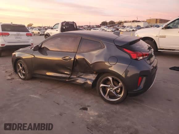 2020 Hyundai Veloster 2.0 z VIN KMHTG6AF3LU021562, wystawiony jako Copart lot #84478474 z przebiegiem 15 166 mil mil oraz Szkoda całkowita • Salvage title. Historia ofert i sprzedaży dostępna na DreamBid. Obrazek 2.