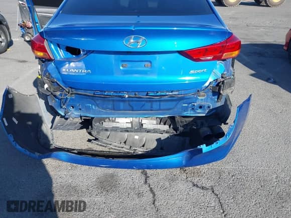 2018 Hyundai Elantra Sport with VIN KMHD04LB2JU598510, listed as a IAAI auction lot 43405095 with 119,850 mi miles and . Bid and sale history available at DreamBid. Image 6.