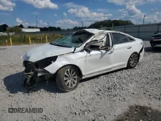2016 Hyundai Sonata Sport z VIN 5NPE34AF6GH285453, wystawiony jako Copart lot #83803475 z przebiegiem 143 679 mil mil oraz Szkoda całkowita • Salvage title. Historia ofert i sprzedaży dostępna na DreamBid. Obrazek 1.