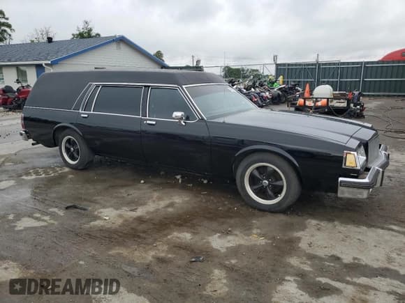 ✅ 1988 Buick LeSabre • VIN: 4GLDB90Y8JA408715 • Lot: 59582875. Listed on Copart with 498,136 mi. Free auction sales archive from the USA and detailed vehicle history report at DreamBid. Image 4.
