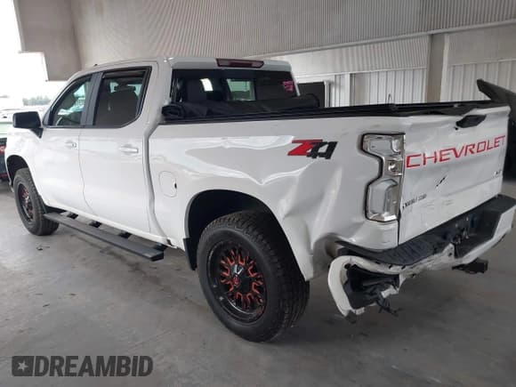 ✅ 2021 Chevrolet Silverado 1500 RST • VIN: 3GCUYEED7MG217646 • Lot: 42643254. Wystawiony na IAAI z przebiegiem 59 175 mil. Bezpłatny archiwum sprzedaży aukcyjnych z USA i szczegółowy raport historii pojazdu na DreamBid. Zdjęcie 3.