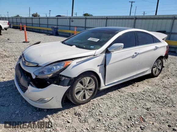 ✅ 2015 Hyundai Sonata Limited • VIN: KMHEC4A41FA132172 • Lot: 90986085. Listed on Copart with 107,730 mi. Free auction sales archive from the USA and detailed vehicle history report at DreamBid. Image 1.