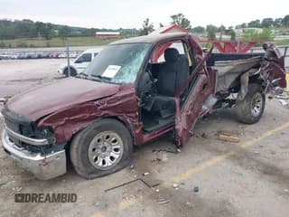 ✅ 2002 Chevrolet Silverado 1500 • VIN: 1GCEC14V62Z128248 • Lot: 43125043. Wystawiony na IAAI z przebiegiem 200 798 mil. Bezpłatny archiwum sprzedaży aukcyjnych z USA i szczegółowy raport historii pojazdu na DreamBid. Zdjęcie 6.