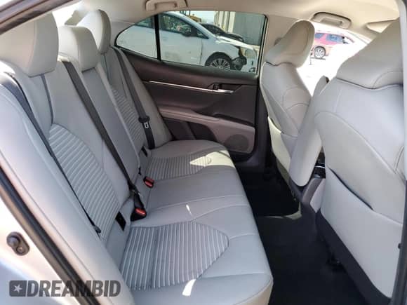 2022 Toyota Camry SE z VIN 4T1G11AK1NU680892, wystawiony jako Copart lot #84971915 z przebiegiem 50 045 mil mil oraz Szkoda całkowita • Salvage title. Historia ofert i sprzedaży dostępna na DreamBid. Obrazek 10.