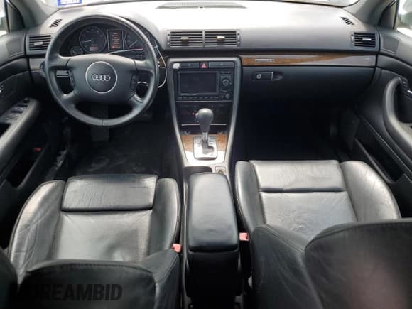 ✅ 2005 Audi S4 • VIN: WAUPL68E85A109670 • Лот: 55114175. Опубликован ранее на Copart с пробегом 98 679 миль. Бесплатный доступ к архиву аукционных продаж из США и подробный отчёт об истории автомобиля на DreamBid. Изображение 8.