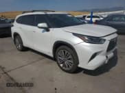 ✅ 2022 Toyota Highlander Hybrid Platinum • VIN: 5TDEBRCH7NS074588 • Lot: 67281835. Listed on Copart with 50,600 mi. Free auction sales archive from the USA and detailed vehicle history report at DreamBid. Image 4.