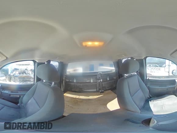 ✅ 2012 Chevrolet Silverado 2500HD LT • VIN: 1GC2KXCG3CZ145814 • Lot: 64484125. Wystawiony na Copart z przebiegiem 271 938 mil. Bezpłatny archiwum sprzedaży aukcyjnych z USA i szczegółowy raport historii pojazdu na DreamBid. Zdjęcie 14.