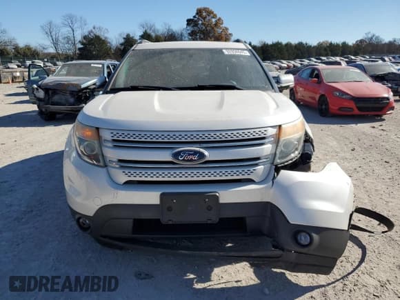 ✅ 2014 Ford Explorer Limited • VIN: 1FM5K8F83EGB08652 • Lot: 92856945. Wystawiony na Copart z przebiegiem 157 395 mil. Bezpłatny archiwum sprzedaży aukcyjnych z USA i szczegółowy raport historii pojazdu na DreamBid. Zdjęcie 5.