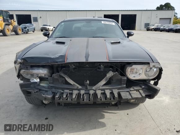 ✅ 2011 Dodge Challenger • VIN: 2B3CJ4DG0BH570315 • Lot: 70276054. Wystawiony na Copart z przebiegiem 181 808 mil. Bezpłatny archiwum sprzedaży aukcyjnych z USA i szczegółowy raport historii pojazdu na DreamBid. Zdjęcie 5.