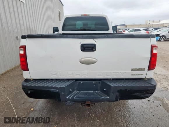 ✅ 2012 Ford F-250 XL • VIN: 1FTBF2B69CEA67384 • Lot: 57067335. Listed on Copart with 230,583 mi. Free auction sales archive from the USA and detailed vehicle history report at DreamBid. Image 6.