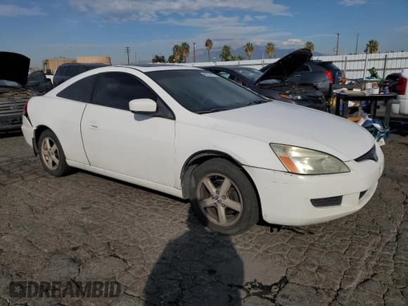 ✅ 2003 Honda Accord EX • VIN: 1HGCM72683A021674 • Lot: 86235675. Listed on Copart with 303,240 mi. Free auction sales archive from the USA and detailed vehicle history report at DreamBid. Image 4.