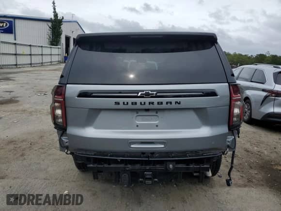 2024 Chevrolet Suburban Z71 z VIN 1GNSKDKD0RR196015, wystawiony jako Copart lot #81410475 z przebiegiem 16 358 mil mil oraz Szkoda całkowita • Salvage title. Historia ofert i sprzedaży dostępna na DreamBid. Obrazek 6.