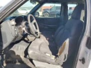 ✅ 2003 Chevrolet S-10 LS • VIN: 1GCCS19XX38196936 • Лот: 41419655. Опубликован ранее на Copart с пробегом 237 225 миль. Бесплатный доступ к архиву аукционных продаж из США и подробный отчёт об истории автомобиля на DreamBid. Изображение 7.